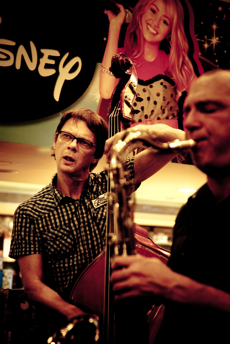 Tony and Maarten (Jungle Boldie)